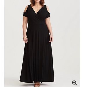 NWT Torrid size 2X cold shoulder jersey maxi dress